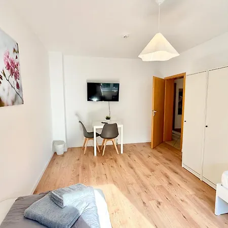 Bege Cityapartment *